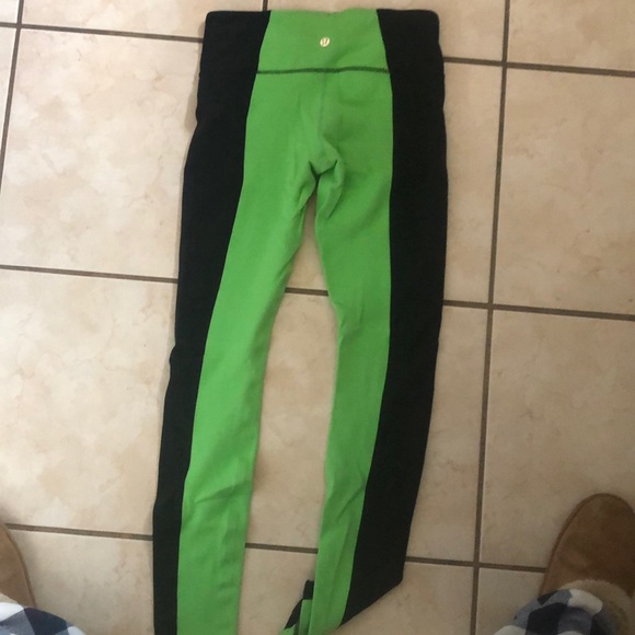 Lululemon leggings - Picture 2 of 4